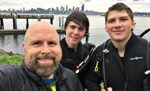 Chase & Riley try scuba diving along with PADI Instructor Richard Anderson
